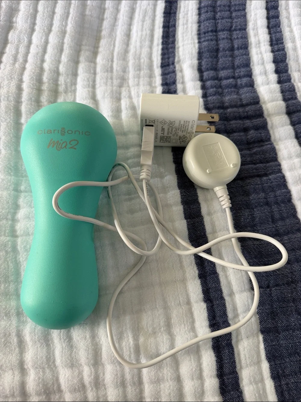 Clarisonic MIA 2 makeup remover face cleaner